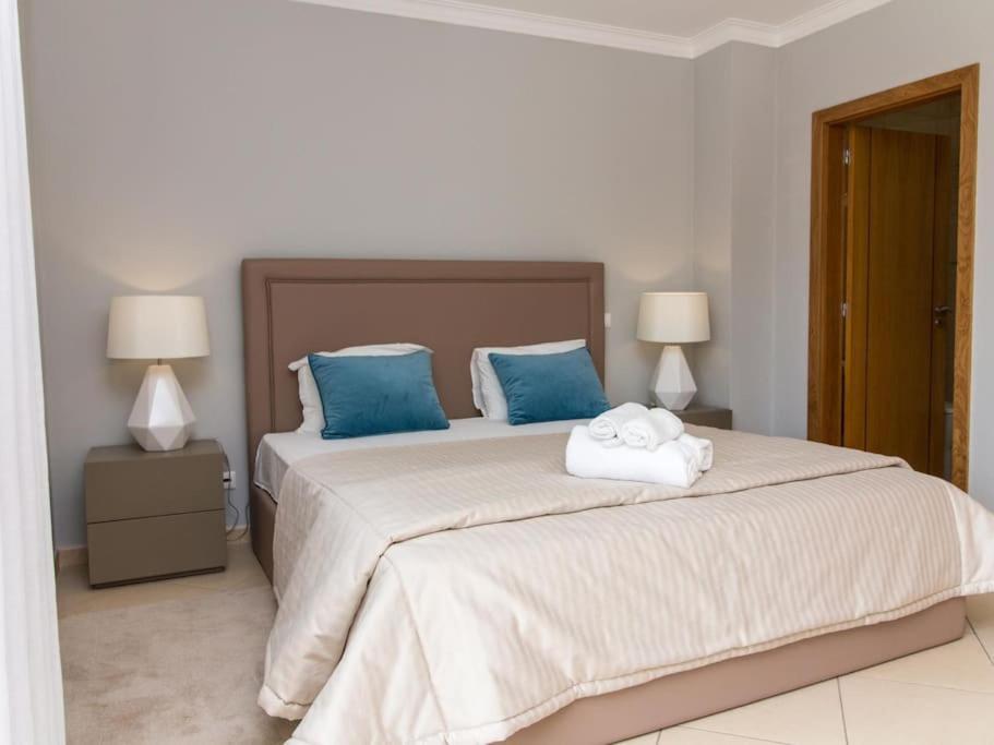 Magnolia O House - Pool View & Privat Garden & Garage Villa Albufeira Eksteriør bilde
